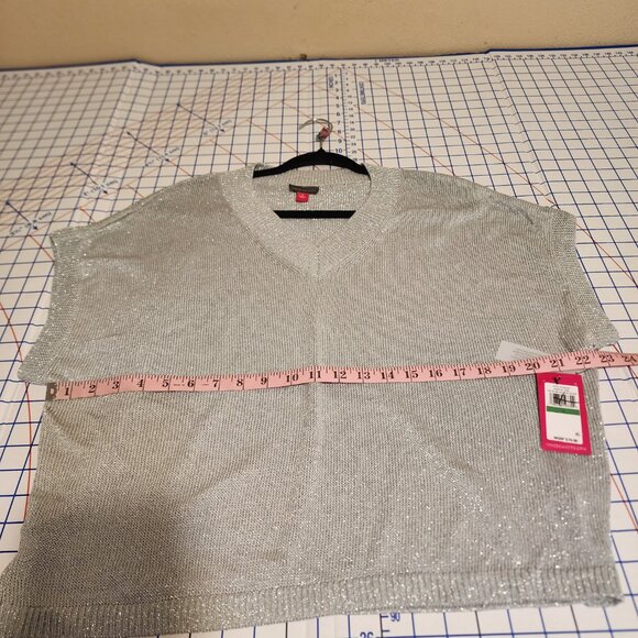 Vince Camuto V Neck Sweater NWT Silver Large- Hole in shoulder - Picture 4 of 11